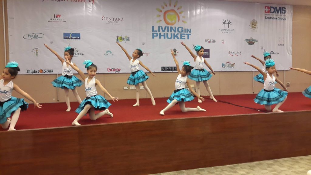 General Pictures from the 2016 edition of Living in Phuket 012